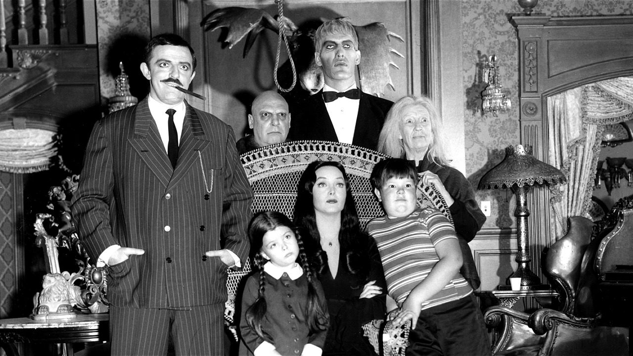 Estrela de A Família Addams morre aos 84 anos