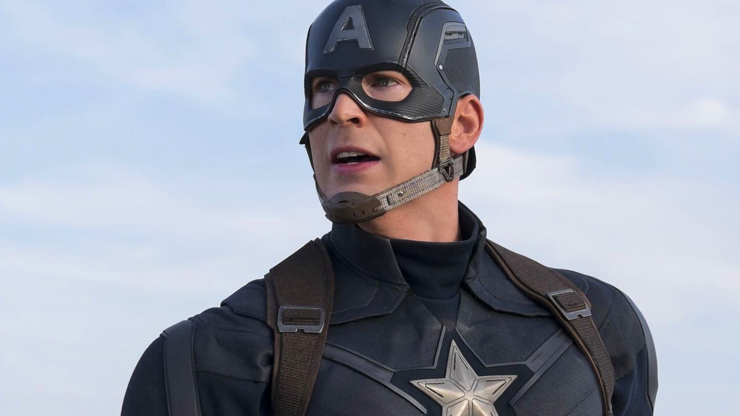 Chris Evans, o Capitão América, vira Homem-Aranha em imagem