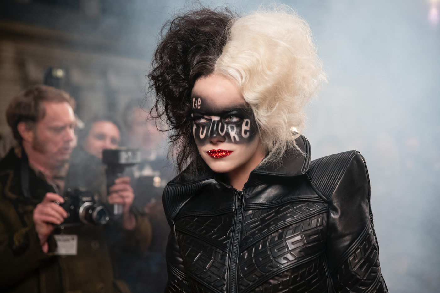 Disney proibiu Emma Stone de usar acessório icônico de Cruella