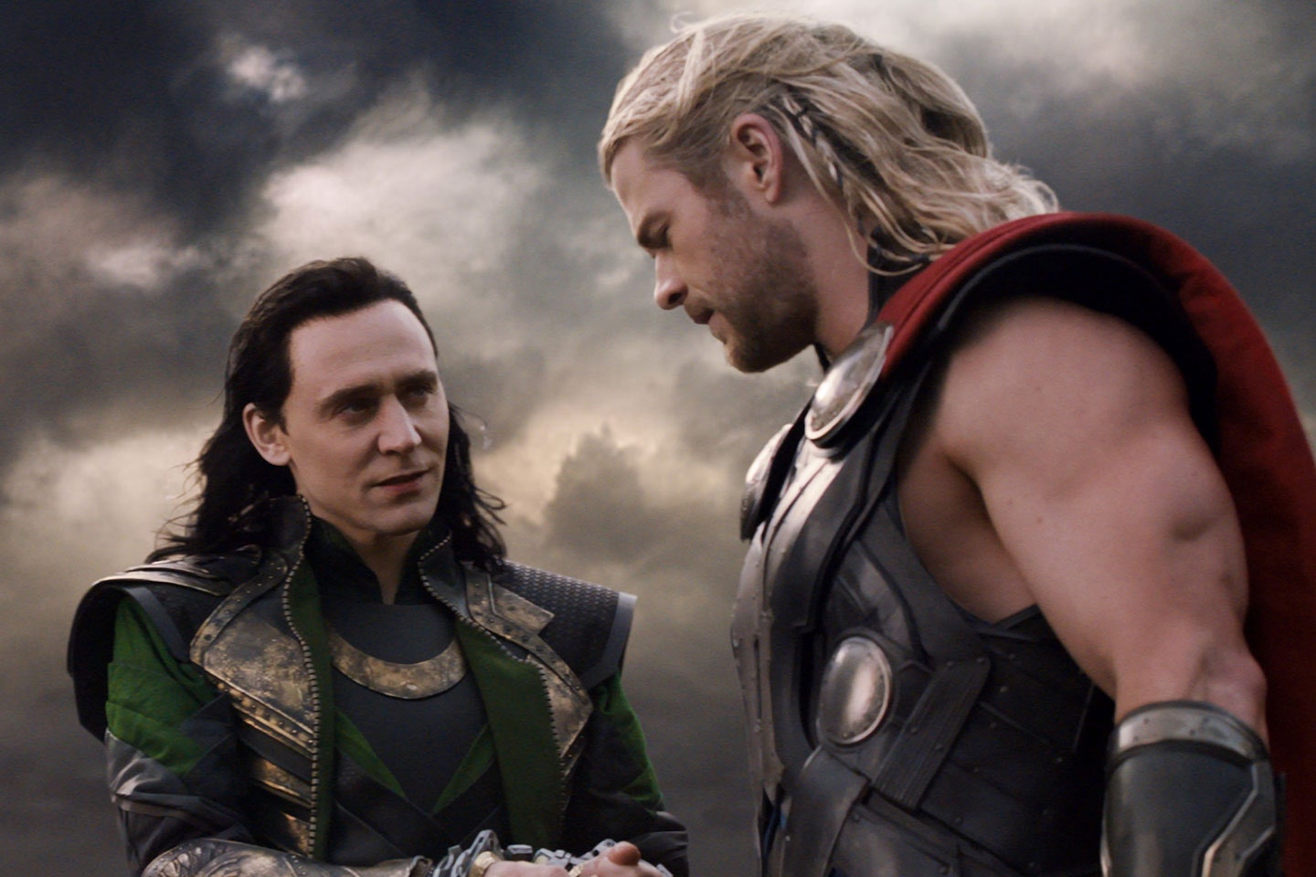 Tom Hiddleston explica por que não quer aparição de Thor em Loki