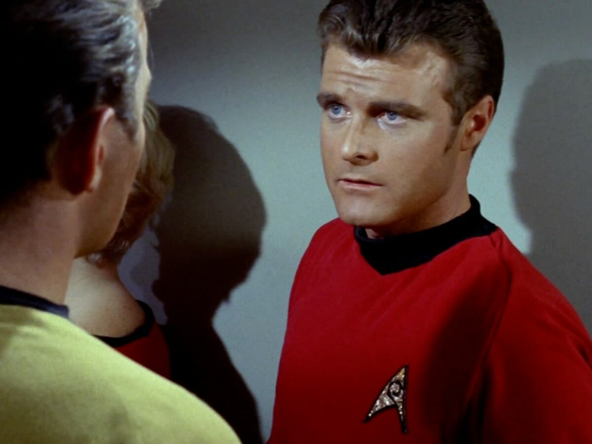 Ator da série original de Star Trek morre aos 81 anos