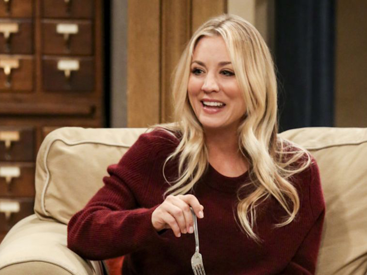 Atriz de The Big Bang Theory, Kaley Cuoco está feliz após divórcio