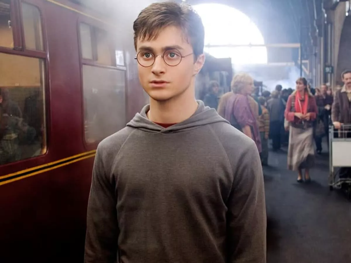 Daniel Radcliffe revela que tinha crush por atriz mais velha de Harry Potter