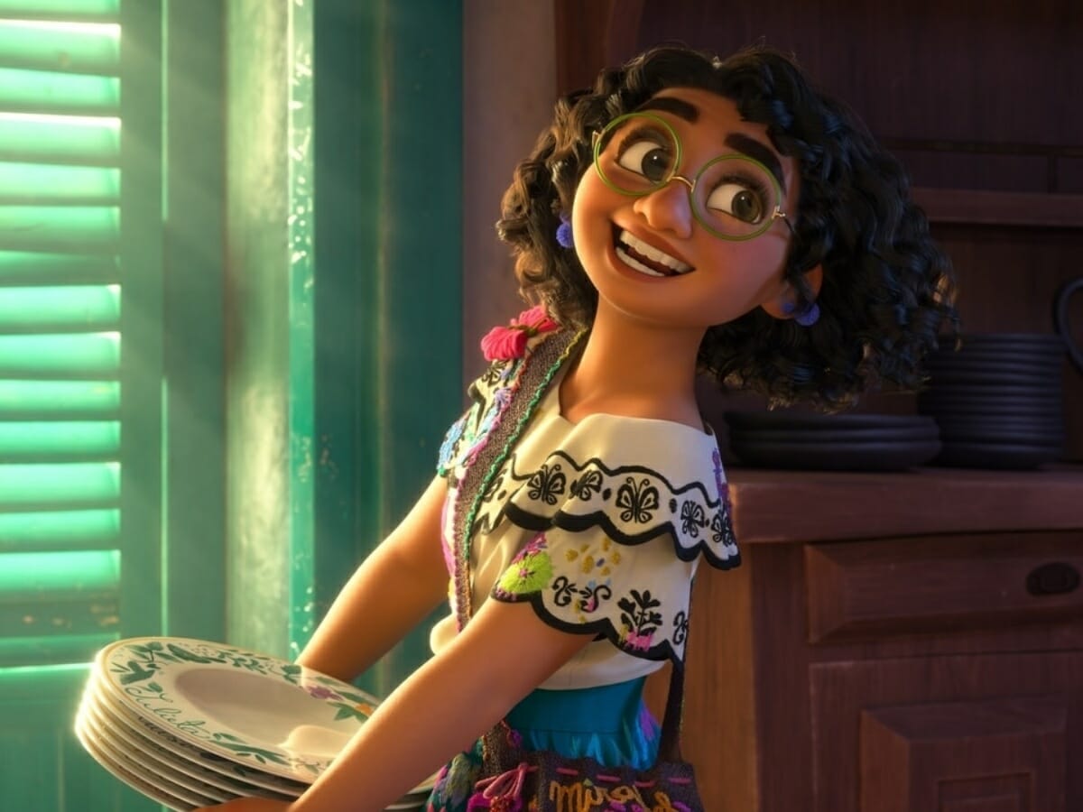 Mirabel, de Encanto, canta música de Moana em vídeo da Disney