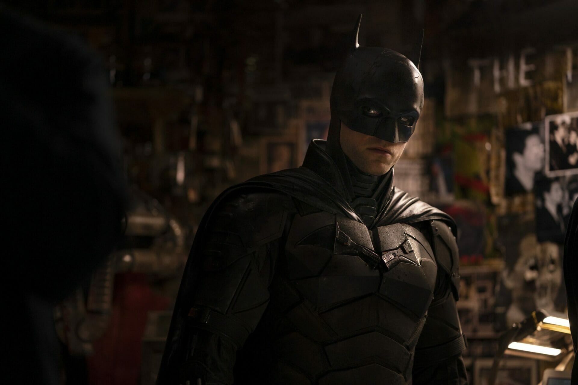 Tim Burton aponta semelhança do Batman de Pattinson com sua versão