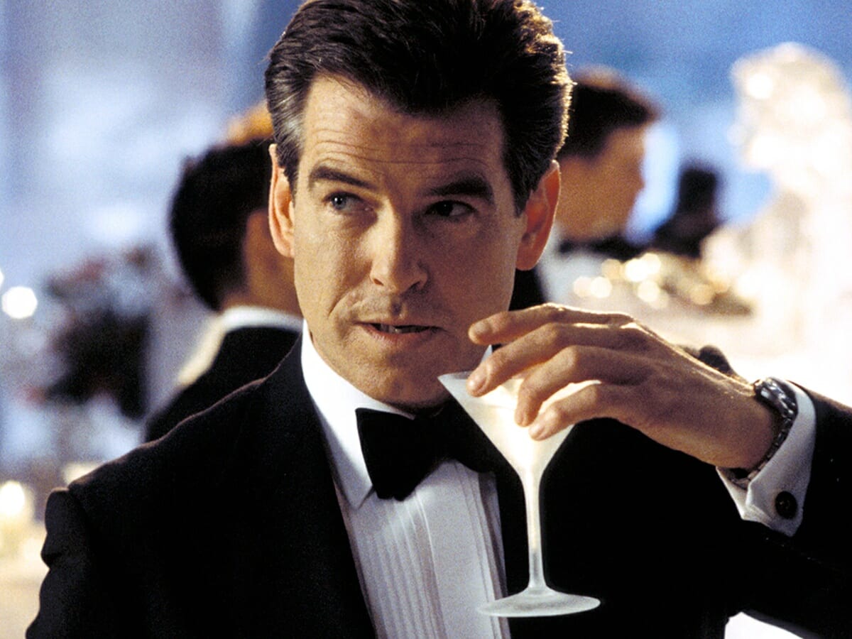 Pierce Brosnan como James Bond 