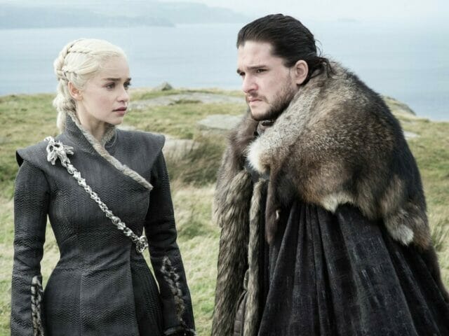 Jon Snow e Daenerys em Game of Thrones