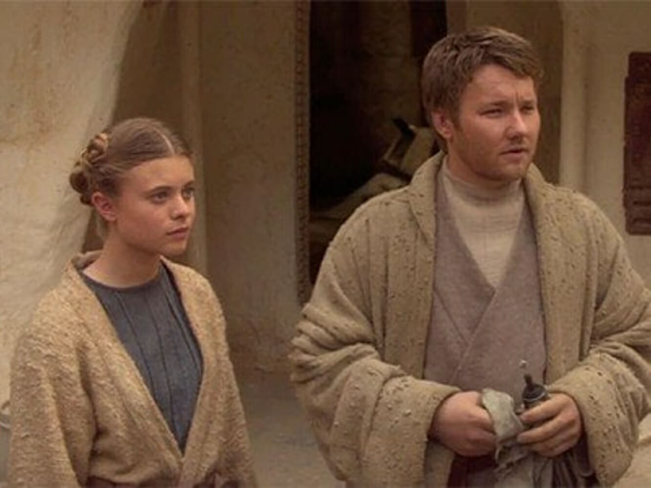 Novos pôsteres de Obi-Wan Kenobi revelam tios de Luke